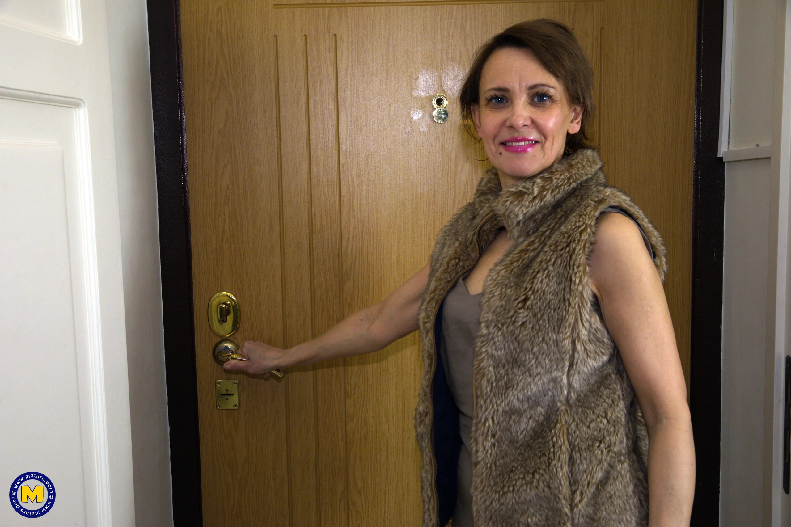 Mature picture gallery