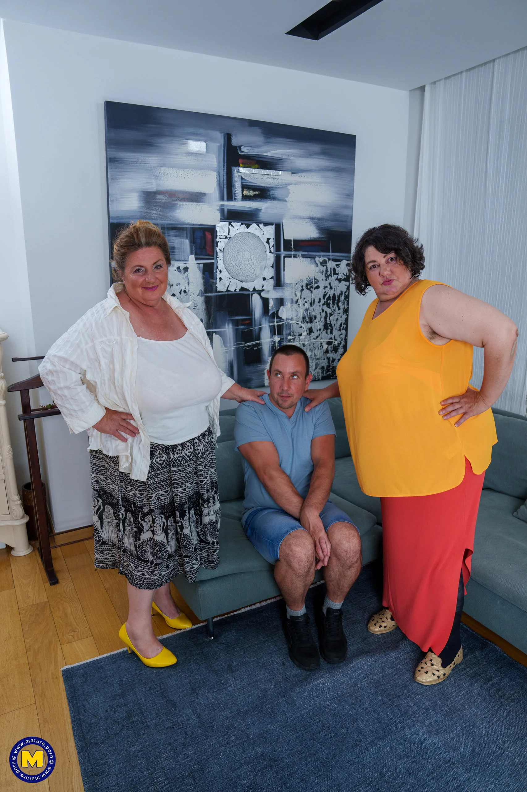 Mature picture gallery